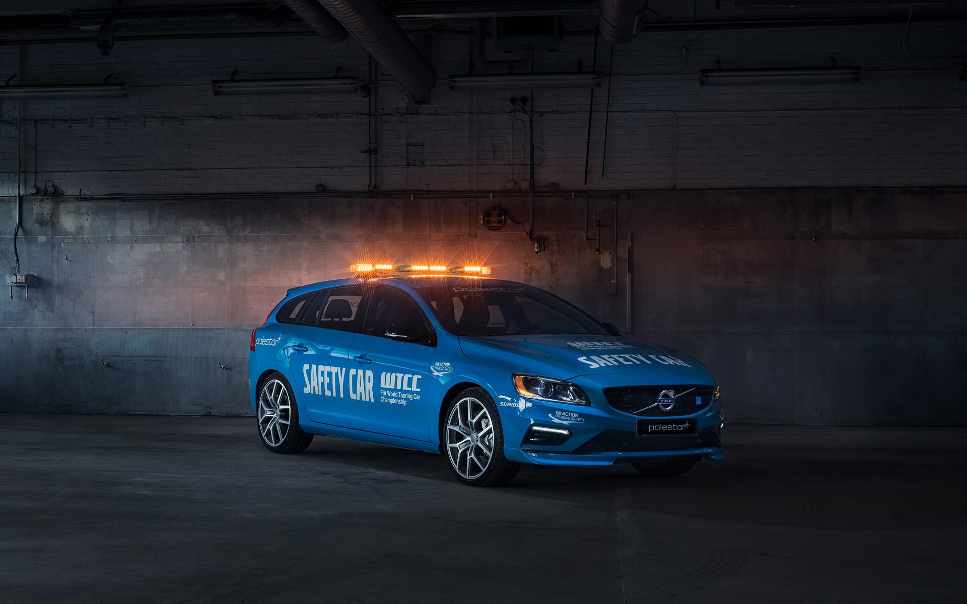 K1600 188833 Volvo V60 Polestar Safety Car