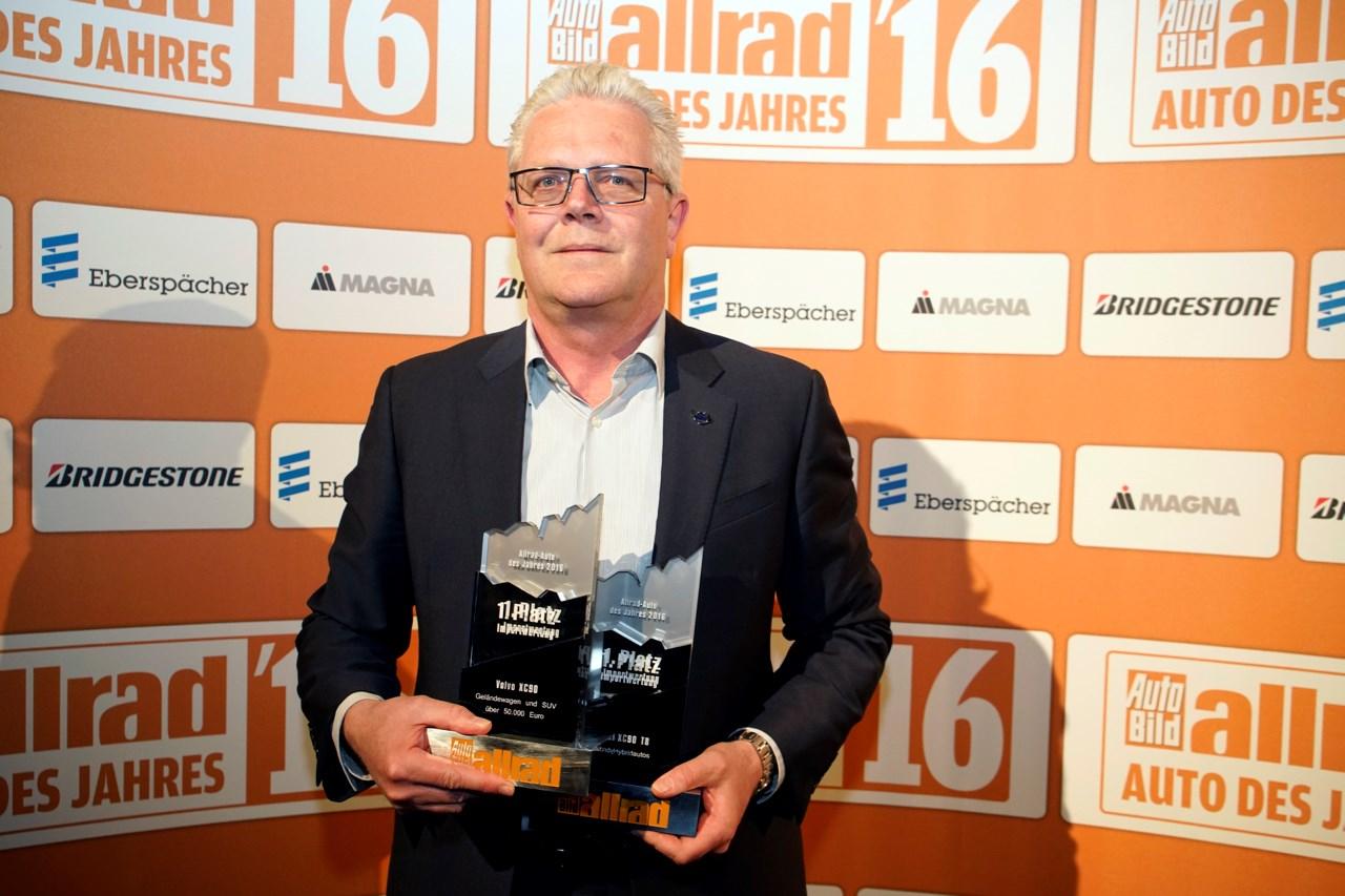 K1600 189832 Volvo XC90 feiert Doppelsieg bei der Wahl zum Allradauto des Jahres 2016