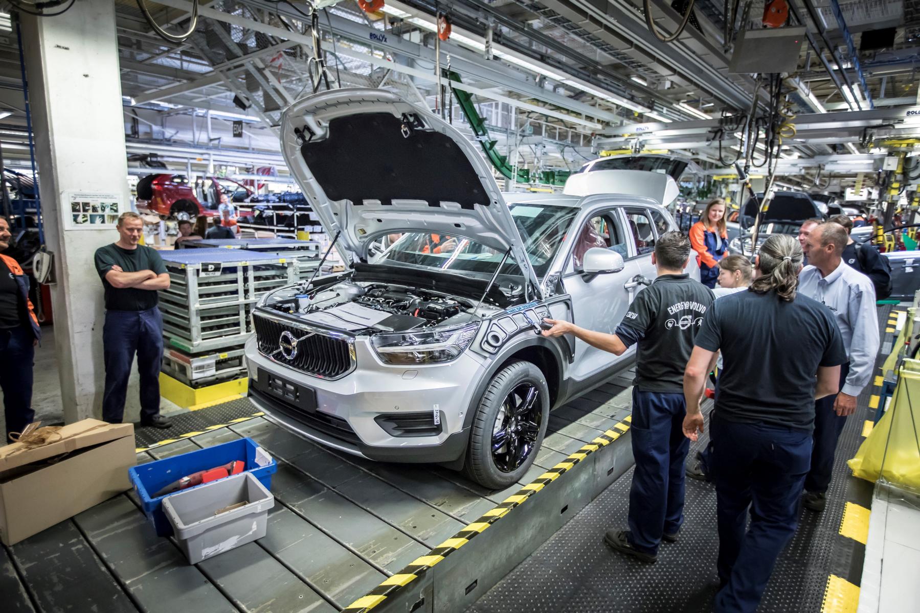 K1600 216918 Pre production of the new Volvo XC40 in the manufacturing plant in Ghent